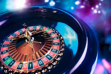 Antarmuka permainan Starlight Princess dengan grid simbol dan tombol kontrol